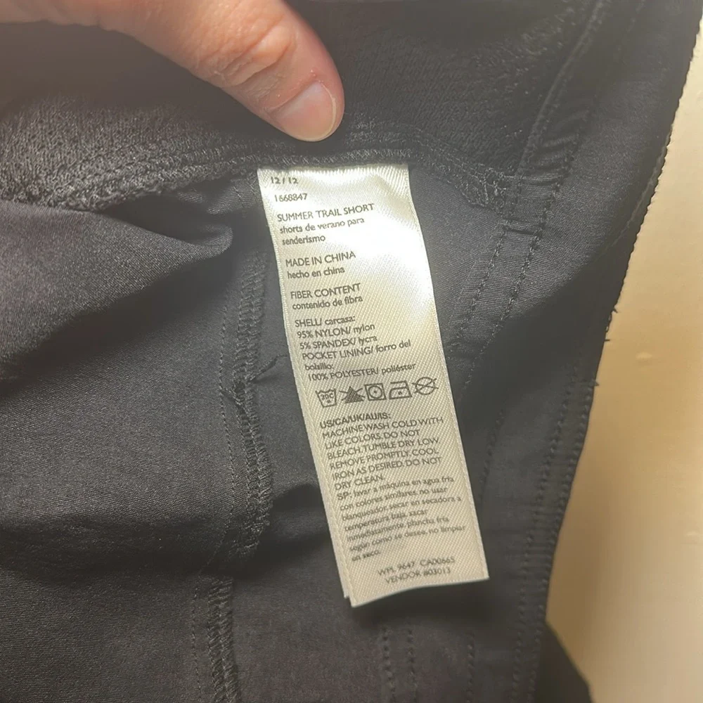 💛Eddie Bauer Women’s Black Summer Trail 6” Short Sz 12 Style 5165